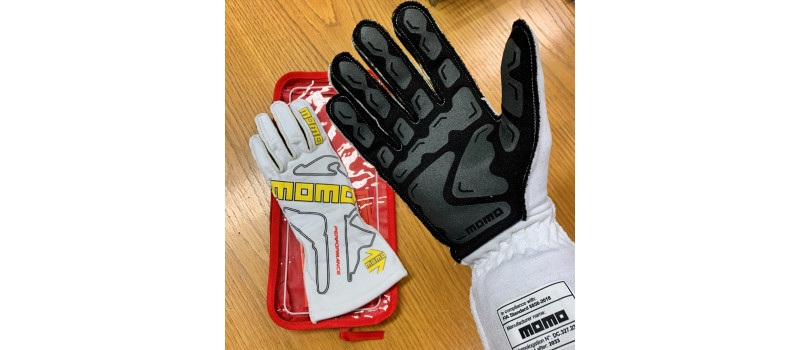 Gloves Products - MOMO