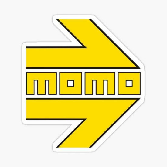 MOMO Arrow Sticker 5cm x 5cm